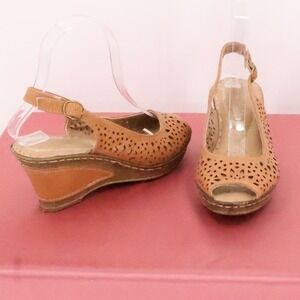 Patrizia by Spring Step Wedge Slingback Sandals Camel Peep Toe Size 36 US 6